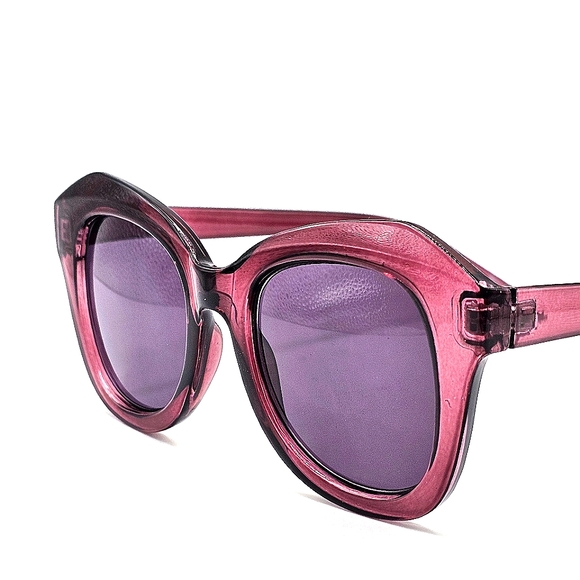 Mulberry Street Sun Reader - Picture 3 of 3